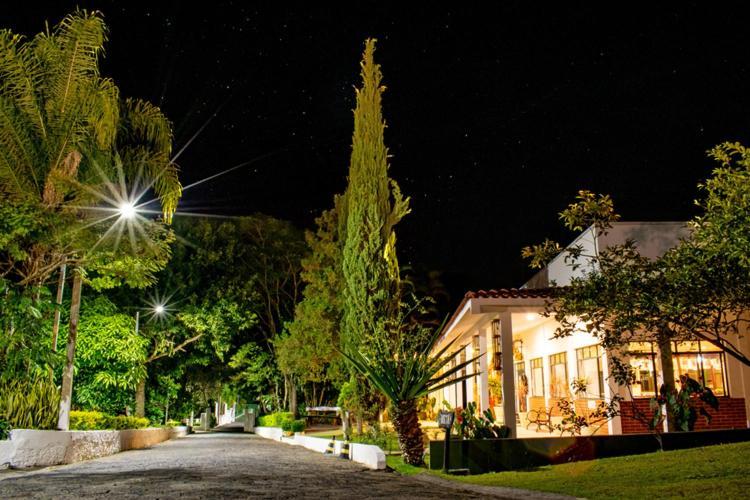 Hotel Fazenda M1 Águas de Lindóia Exterior foto